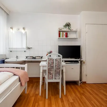 شقة Gaestehaus Wendland -