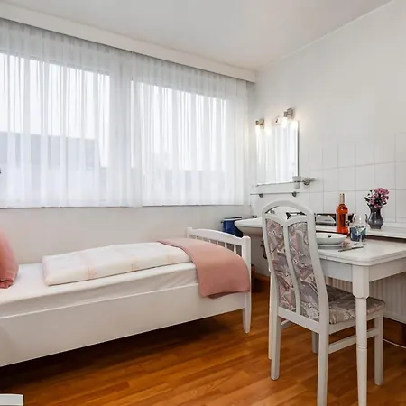 Gaestehaus Wendland - تيميندورفير ستراند